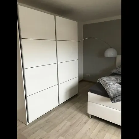 Apartment Neu! Gremminer Grafenhainichen